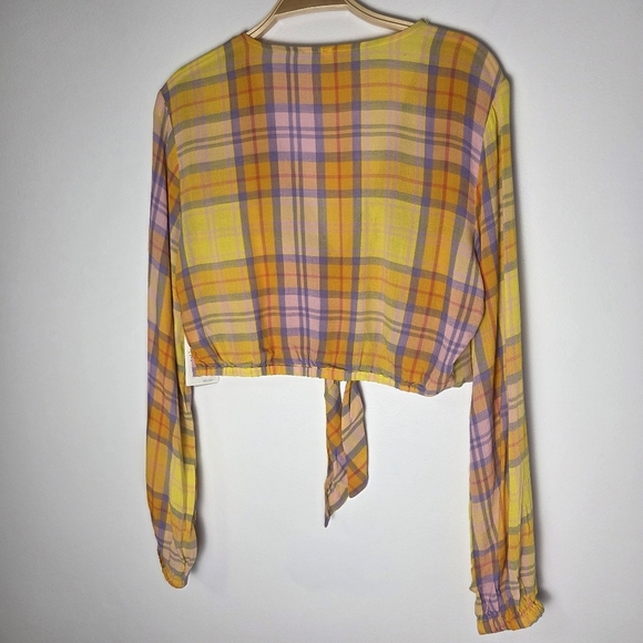 BP Plaid Long Sleeve Crop Tie-Front Blouse - Picture 7 of 9